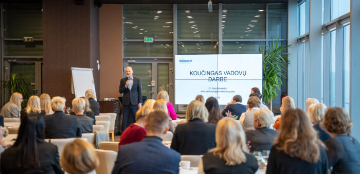 Auganti lyderystė Druskininkuose : koučingo kelias, įkvepiantis švietimo bendruomenę